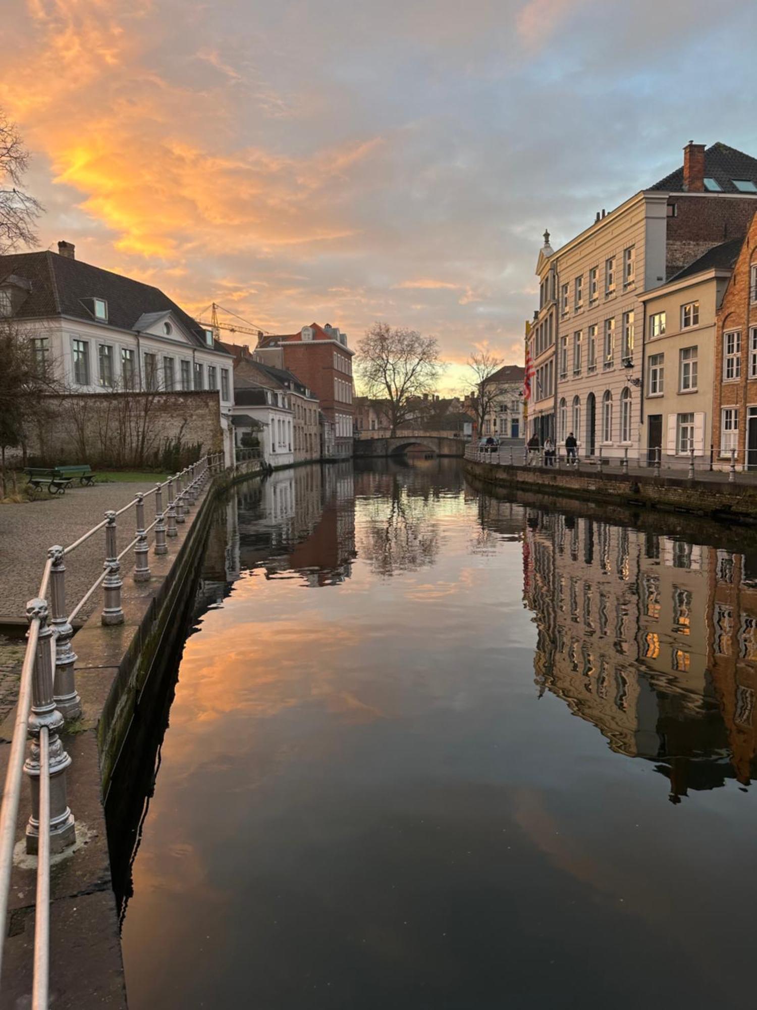 Maison Amodio Boutique B&B Adults Only Brugge Bagian luar foto